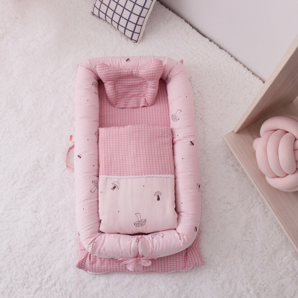 Portable Baby Bed for Newborns - MAMTASTIC