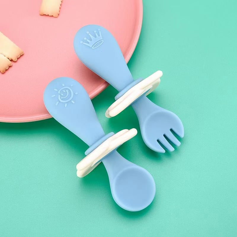 Short Handle Silicone Spoon and Fork Set for Children's Meals - MAMTASTIC