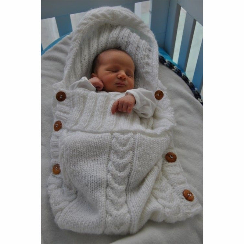 Hooded Baby Sleeping Bag with Wooden Buttons - Warm and Cozy for Infants - MAMTASTIC